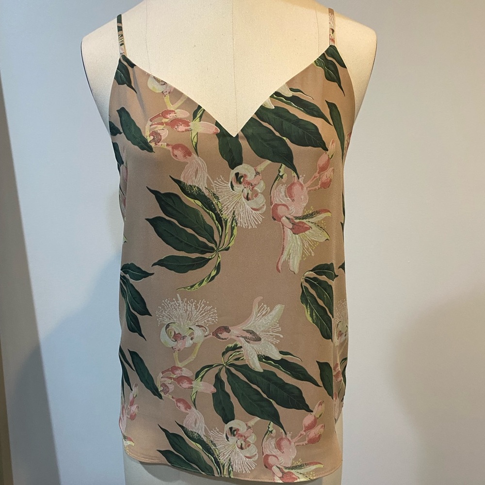 Aritzia Babaton Everly Camisole